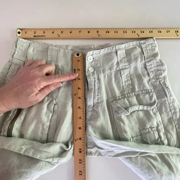 Pete & Greta by Johnny Was Cargo Shorts *SPOTS* Womens Sz 2 Linen Y2k Pale Green